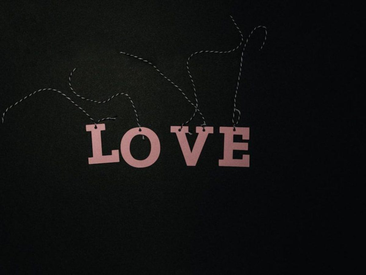 Αγάπη: Любов, Amor, Liebe, Love, Amour, Liefde, Amore, Rakkaus, Kärlek, Cinta, 愛, 사랑, Liefde