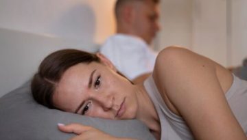 Sexual burnout: 5 σημάδια ότι η κούραση έχει πάρει τον έλεγχο