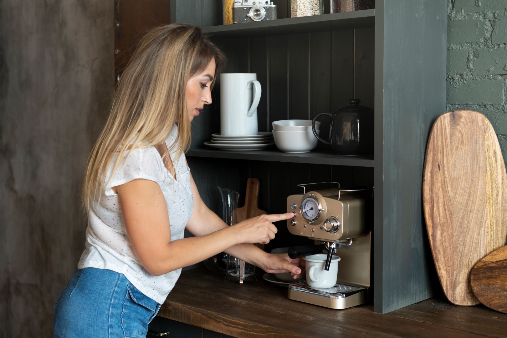 medium-shot-woman-making-coffee-1